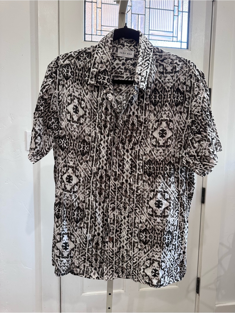 Raga Man Chocolate Patterned Short Sleeve Shirt NWT